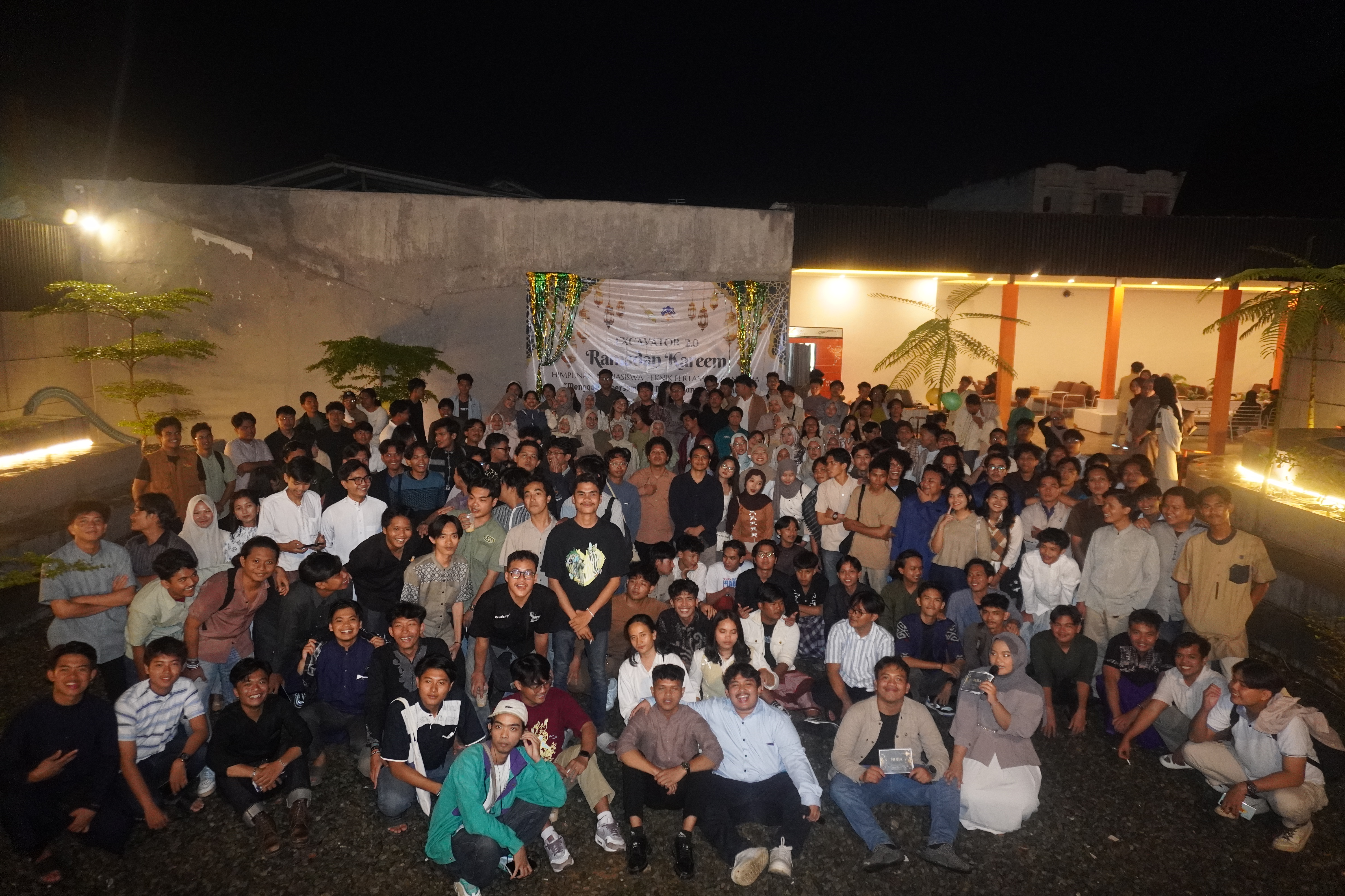 Berbagi kebersamaan, memperbanyak kebaikan. Selamat berbuka bersama